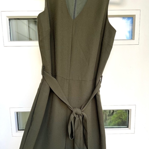 Banana Republic wide leg jumpsuit/romper - Picture 1 of 5